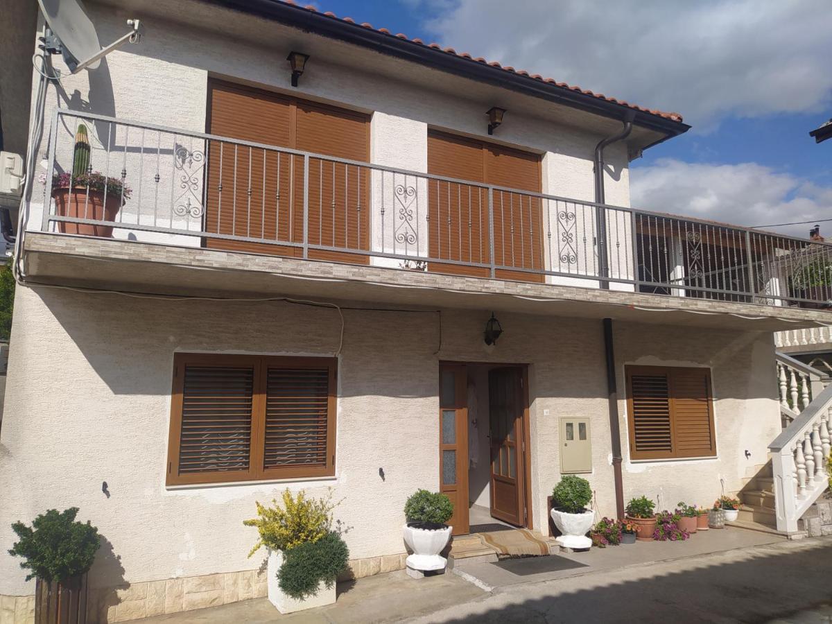 Tomic Apartma *