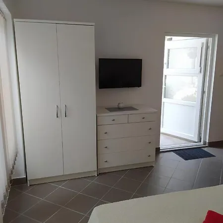 Tomic Apartman Novi Vinodolski Kültér fotó