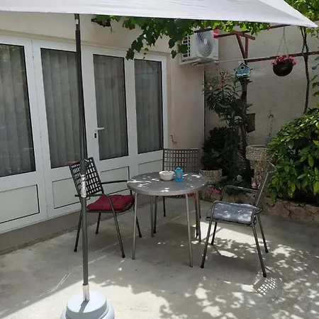 Tomic Apartman Novi Vinodolski Kültér fotó