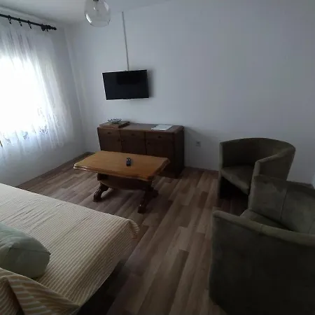 Tomic Apartman Novi Vinodolski Szoba fotó