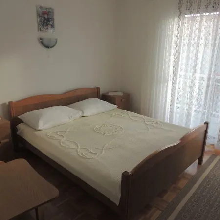 Tomic Apartman Novi Vinodolski Kültér fotó